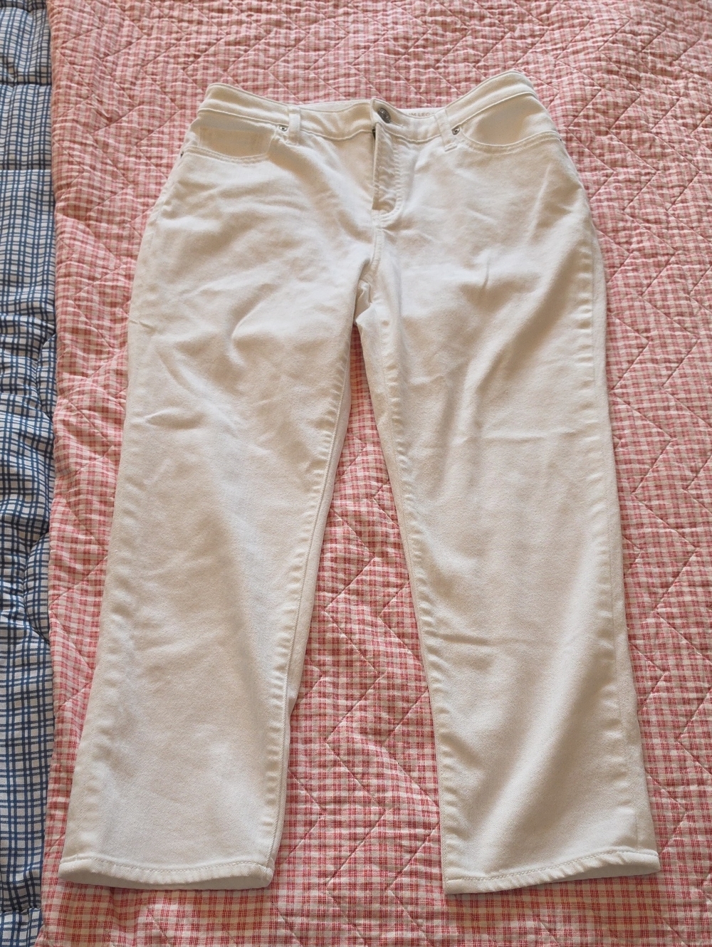 Chico's So Slimming Girlfriend Slim Leg Crop White Denim Jeans Coastal Summer